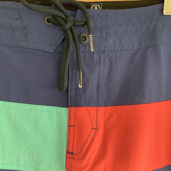 Volcom Liberators Mid Length Water Repellent Stretch Blue Board Shorts 32 - Picture 3 of 13